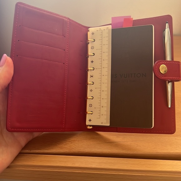 Louis Vuitton small agenda in red vernis leather - Picture 4 of 5